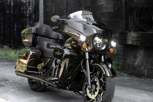 Indian Harley Davidson Roadmaster Dark Horse