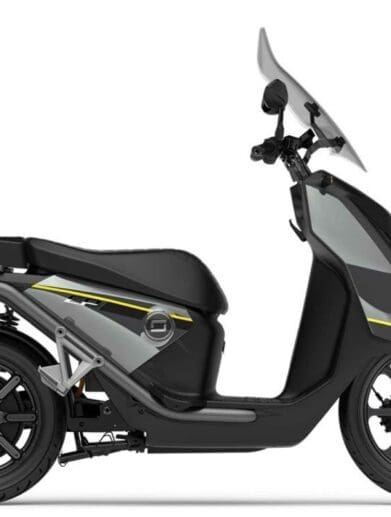 Super Soco CPx scooter