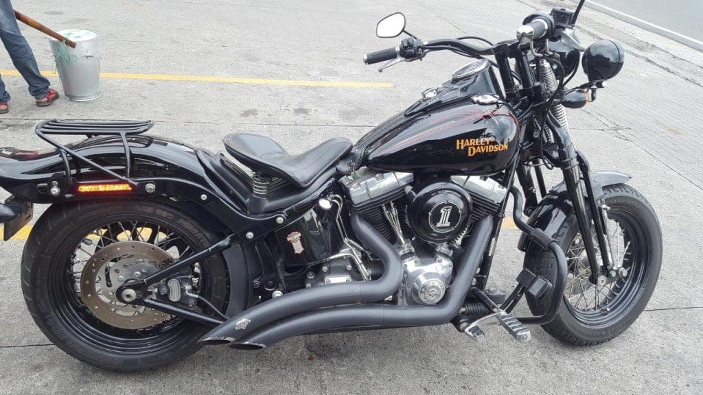Black Harley Davidson bike