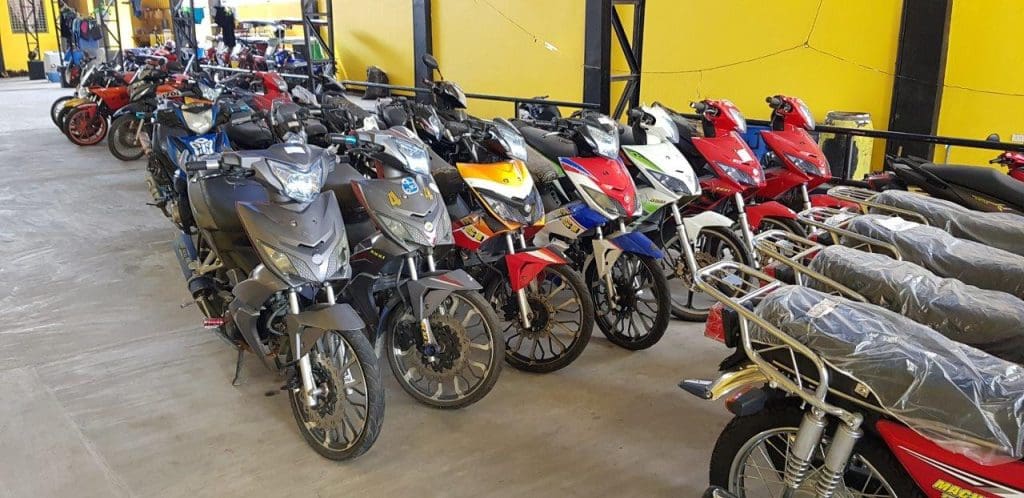 rusi bikes at dealership