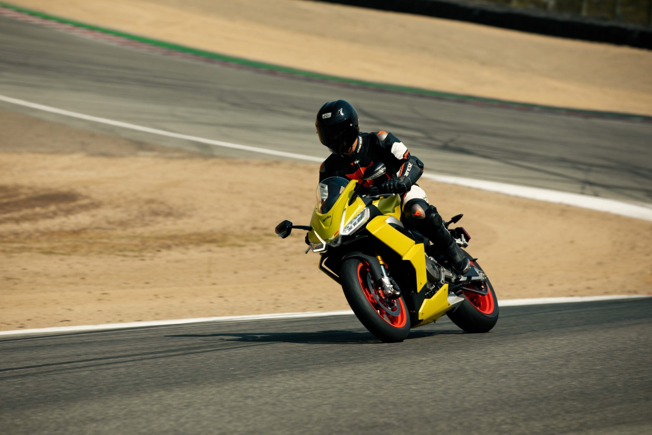 Aprilia RS 1000 RR