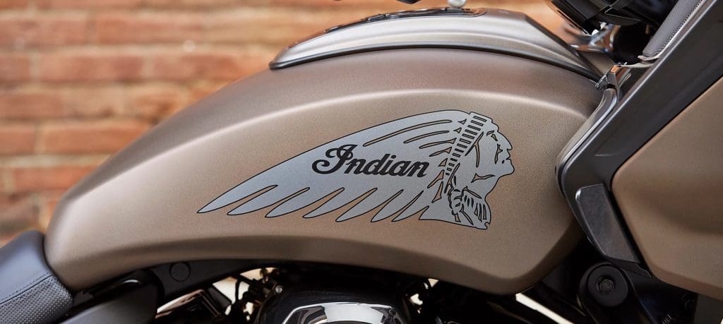 2021 Indian Challenger Dark Horse