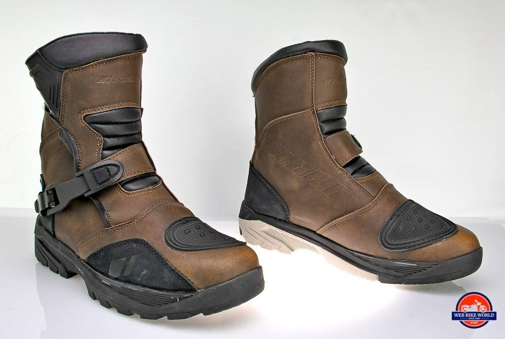 Right side view of the Joe Rocket Canada Whistler Adventure boots.