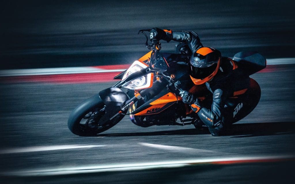 TKM 1290 Super Duke R TKM 1290 Super Duke R