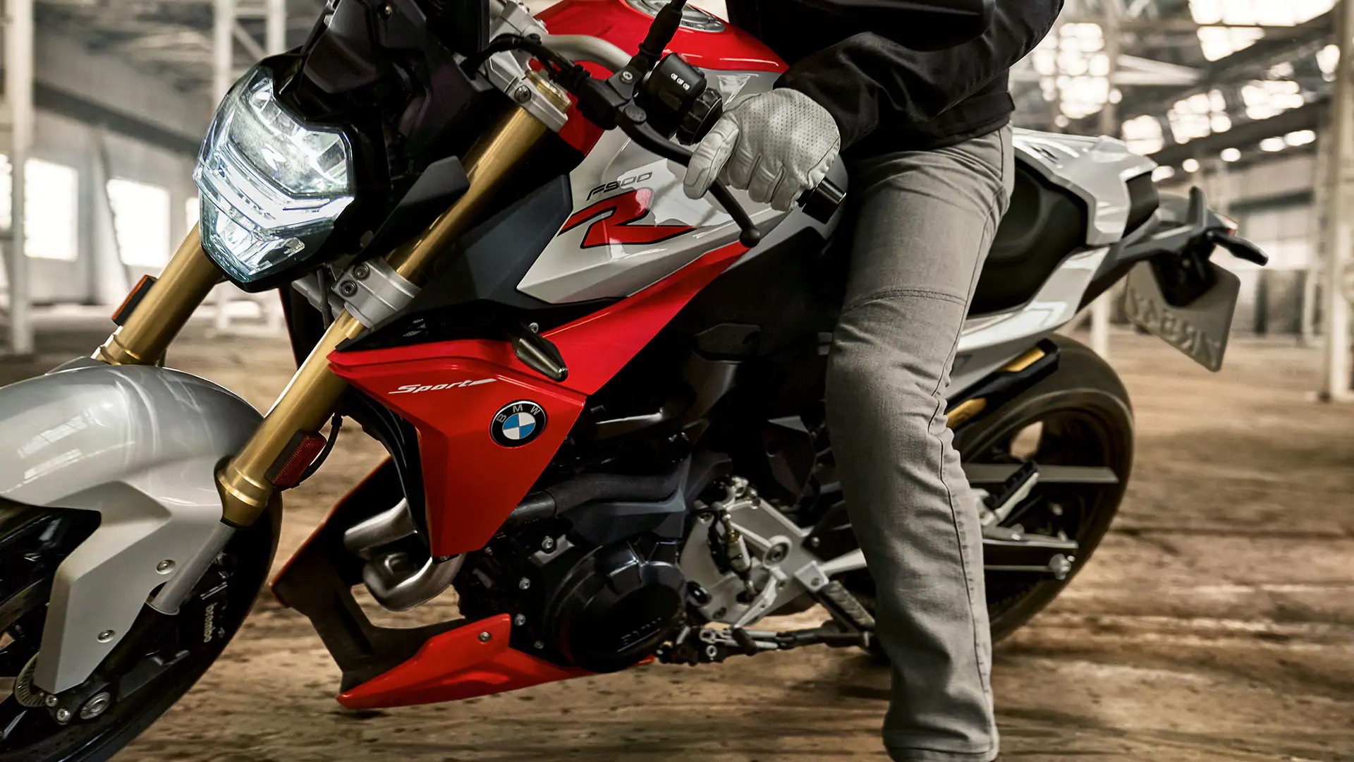2021 bmw f 900 r deals
