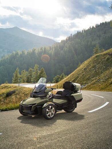 2021 Can-Am Spyder RT Sea-to-Sky