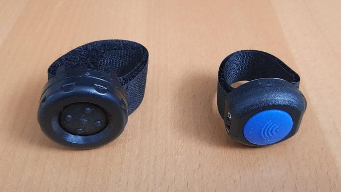 Bluetooth low energy buttons for pairing with iASUS Stealth Throat microphone Bluetooth low energy buttons for pairing with iASUS Stealth Throat microphone