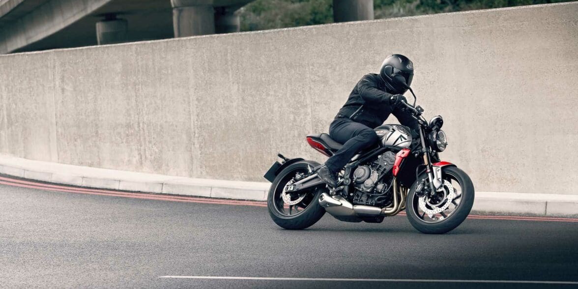 2021 triumph trident