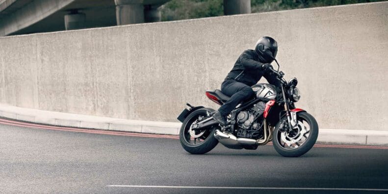 2021 triumph trident