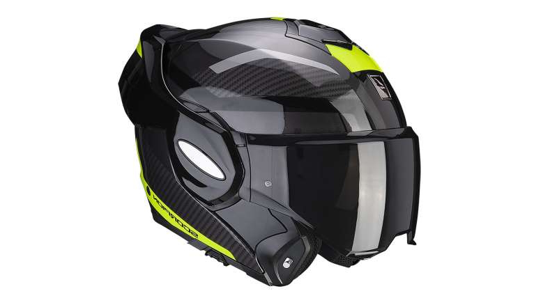 Scorpion exo tech vs sales shark evo one 2