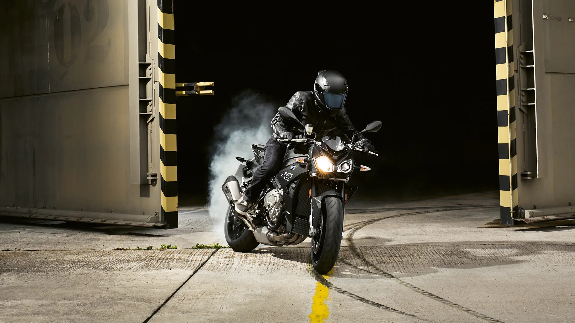 bmw s1000r 2021 red