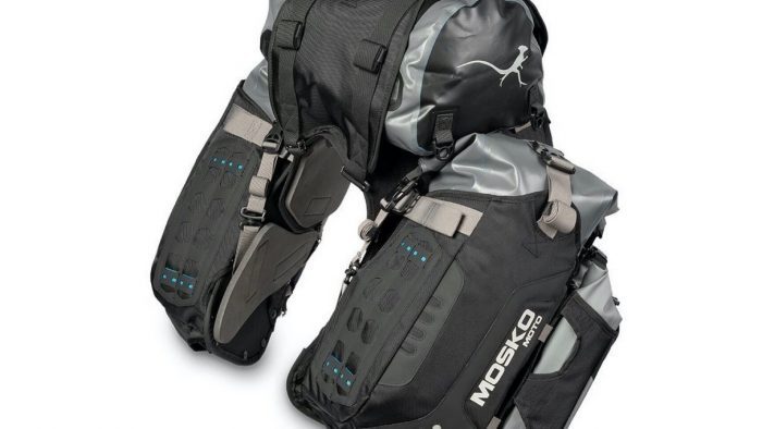 the Mosko Moto Reckless 80L v3.0 Revolver Luggage the Mosko Moto Reckless 80L v3.0 Revolver Luggage