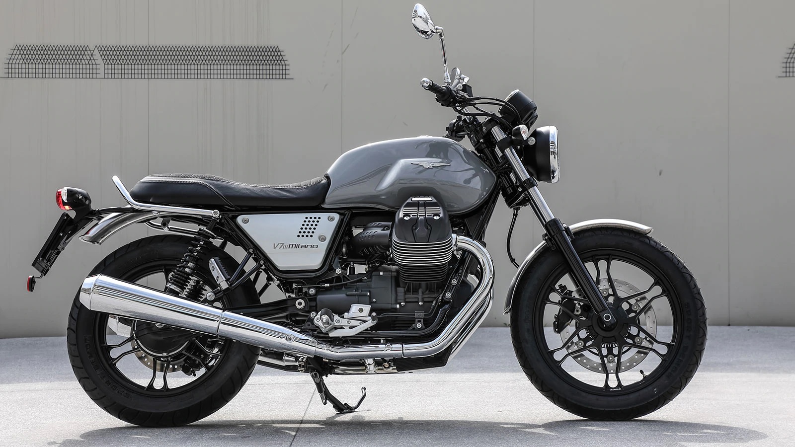 2018 Moto Guzzi V7 III Milano 750