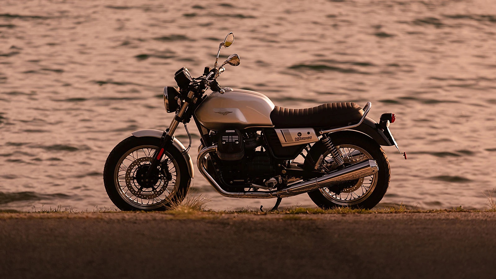 2019 Moto Guzzi V7 III Special 750