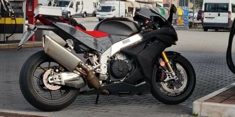 2021 Aprilia RSV4