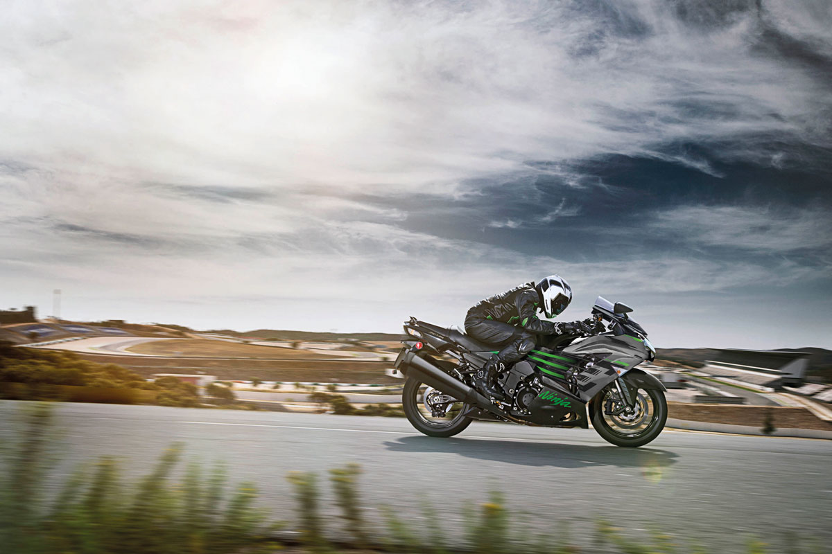 bord underviser Klassificer 2021 Kawasaki Ninja ZX-14R [Specs, Features, Photos] | wBW