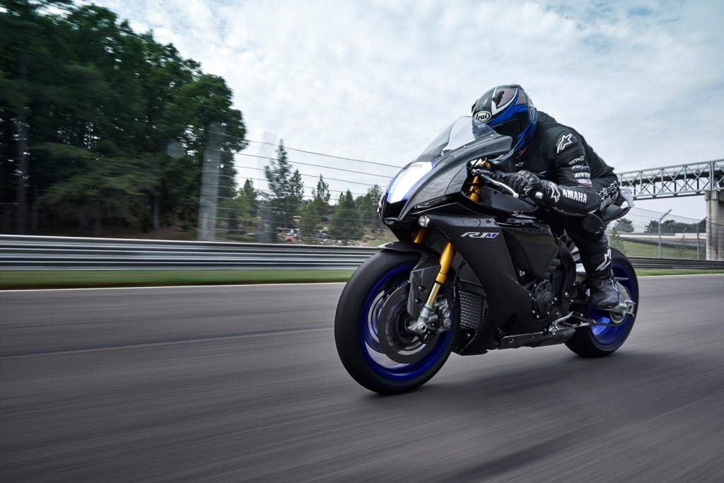 2021 Yamaha YZF-R1 & R1M