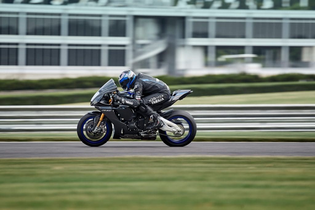 2021 Yamaha YZF-R1 & R1M