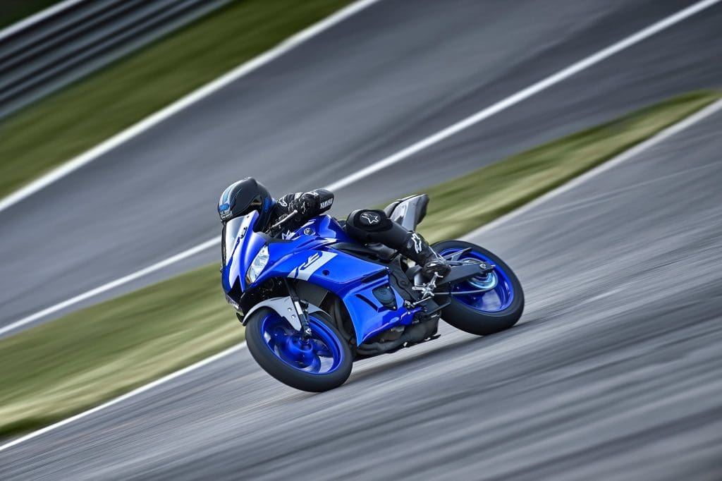 2021 Yamaha YZF-R3 & Monster Energy MotoGP YZF-R3