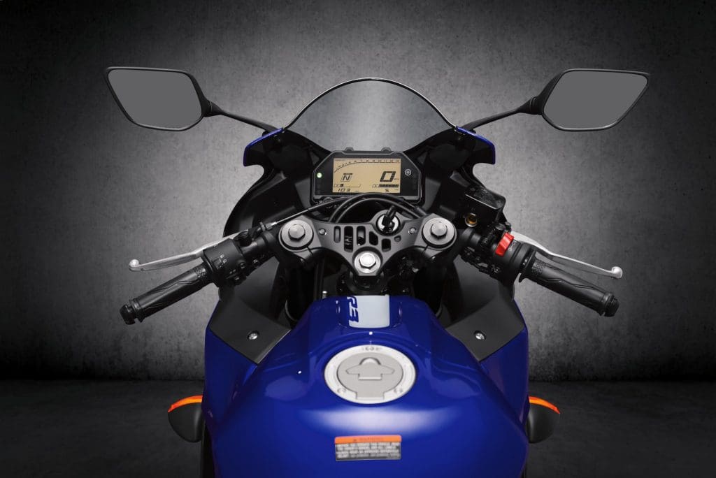 2021 Yamaha YZF-R3 & Monster Energy MotoGP YZF-R3