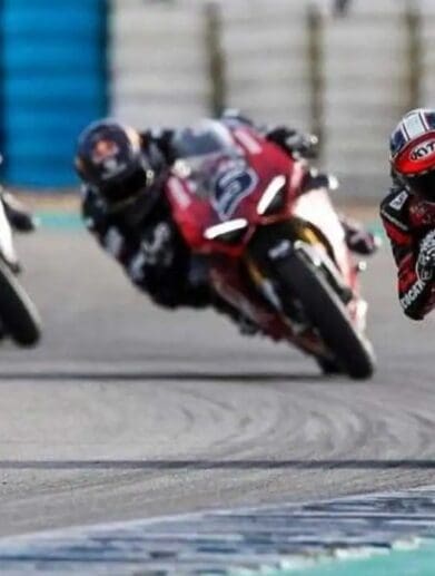 Ducati V4S Jerez Testing