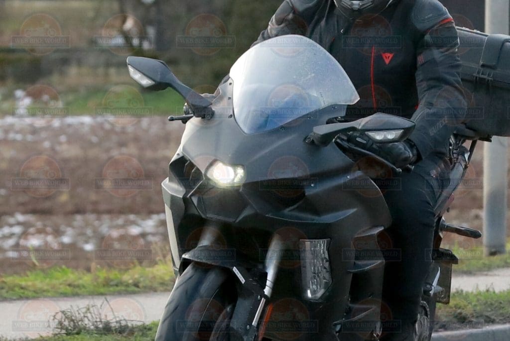 Updated Kawasaki H2 SX Spy Shots 3