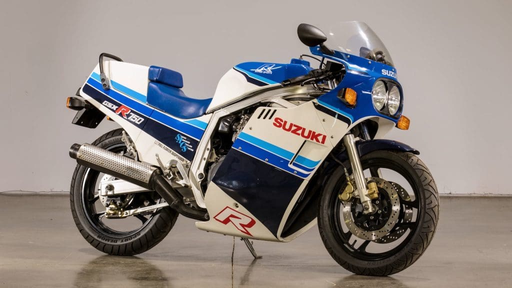 1985 Suzuki GSXR 750 Side View