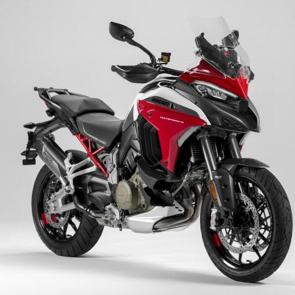 2021-Ducati-Multistrada-V4-S-Sport-Front-Side-View