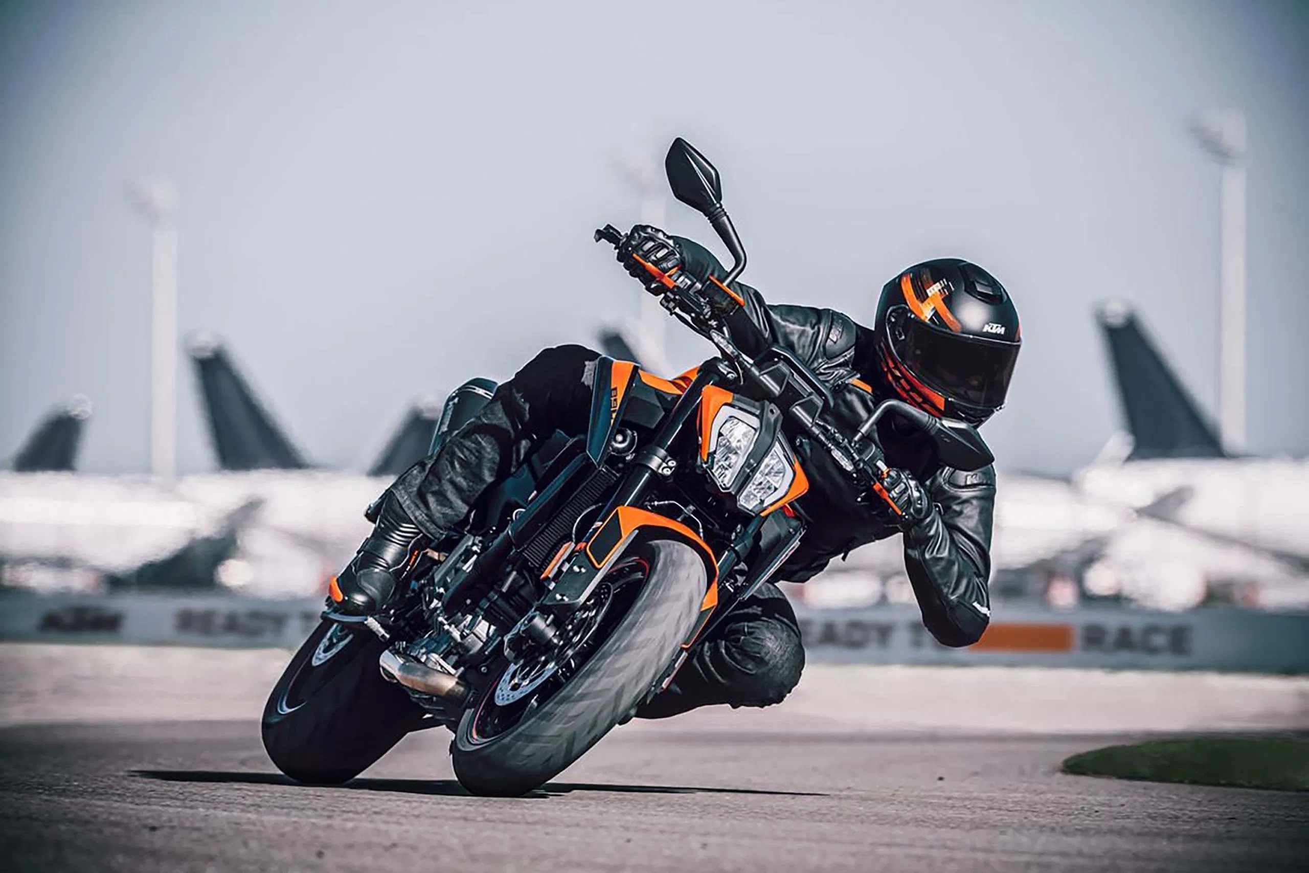 РћР±РѕРё KTM Duke 790