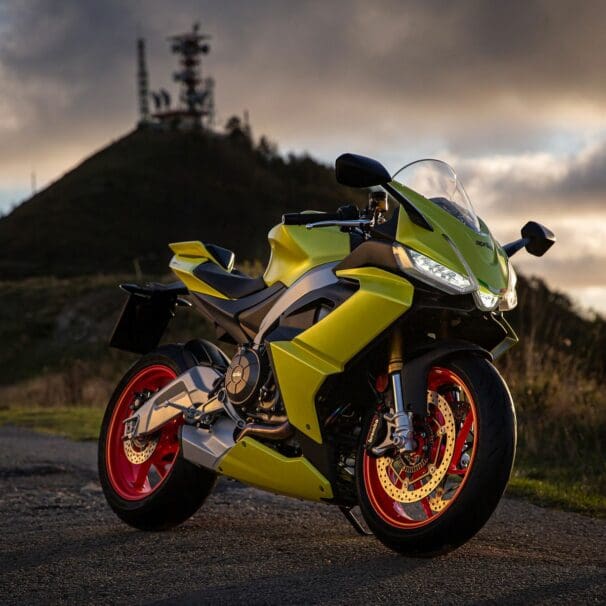 2021 aprilia rs 660 price 2025