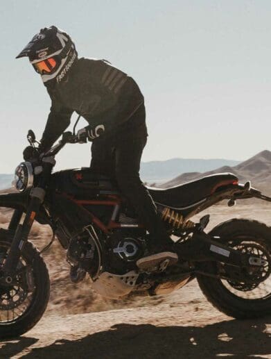 2021-ducati-scrambler-desert-sled-fasthouse---action