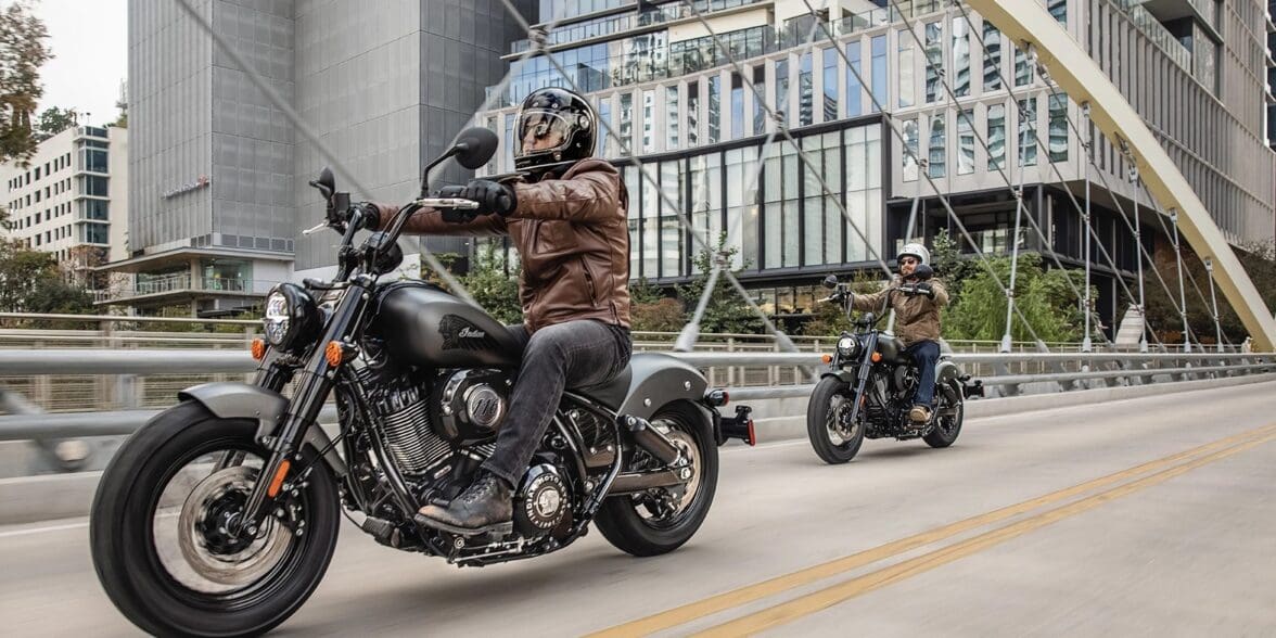 2022 Indian Chief Bobber Dark Horse