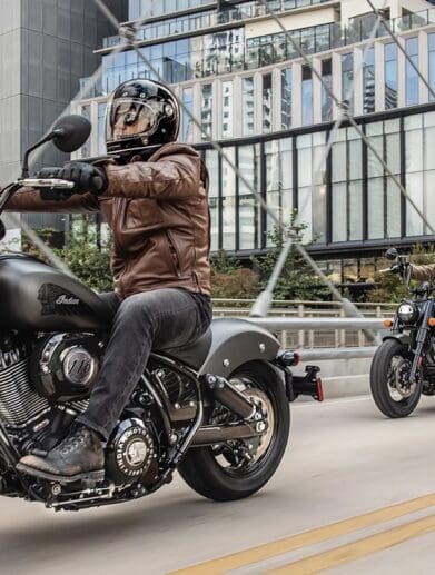 2022 Indian Chief Bobber Dark Horse
