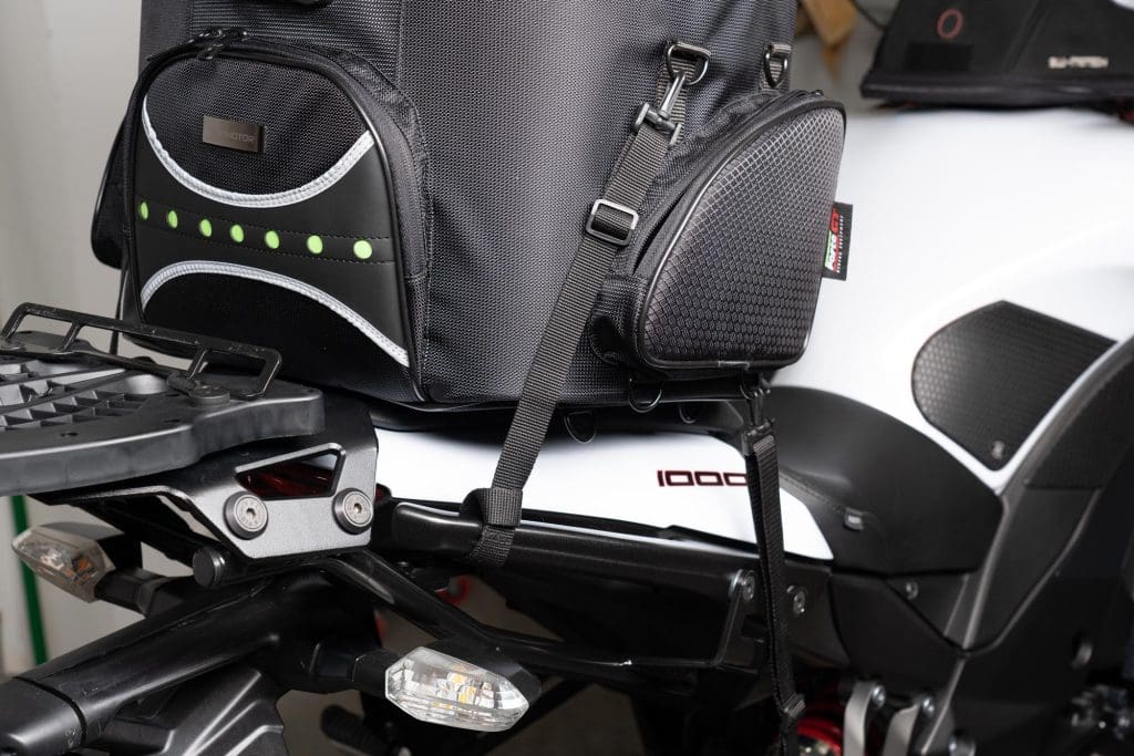 70025 bag attached to 2013 Ninja 1000