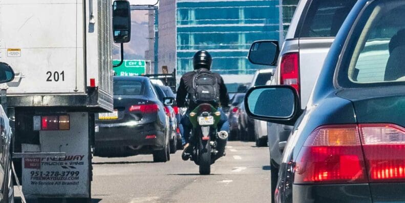 motorcycle-lane-splitting