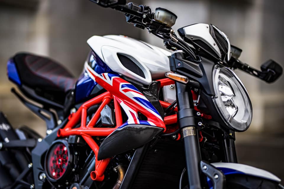 MV-Agusta-London-1-of-1-2.jpg