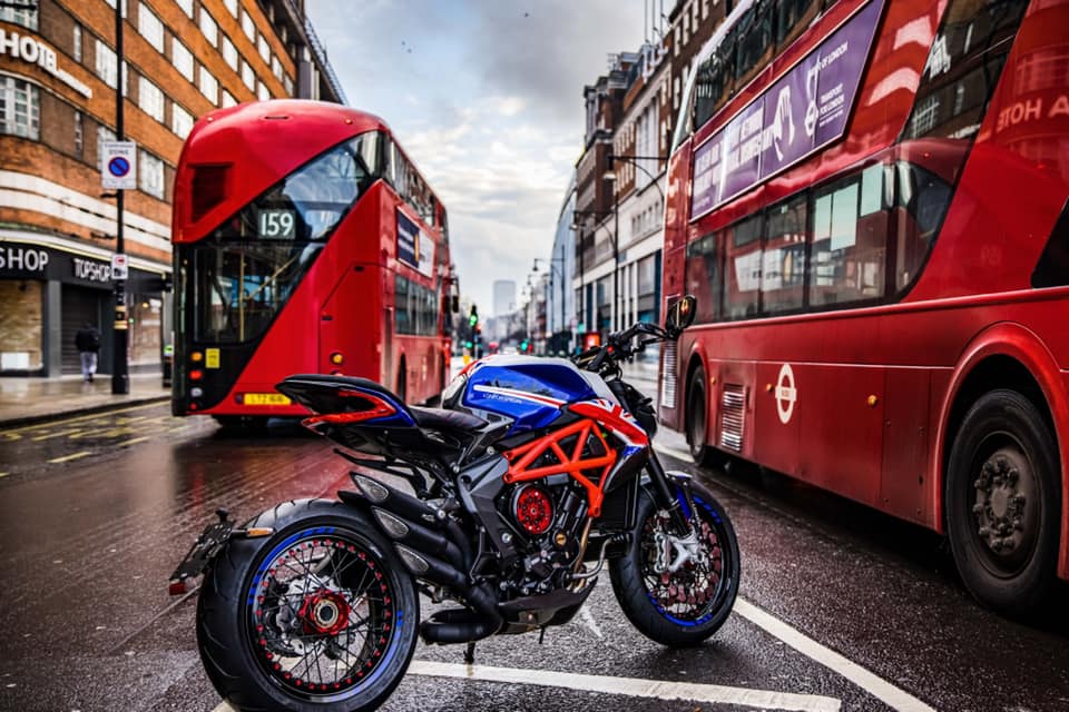 MV-Agusta-London-1-of-1-6.jpg