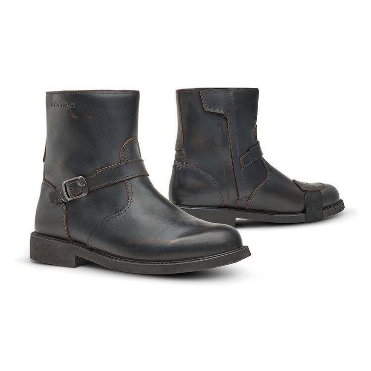 Forma Bolt motorcycle boots on white background