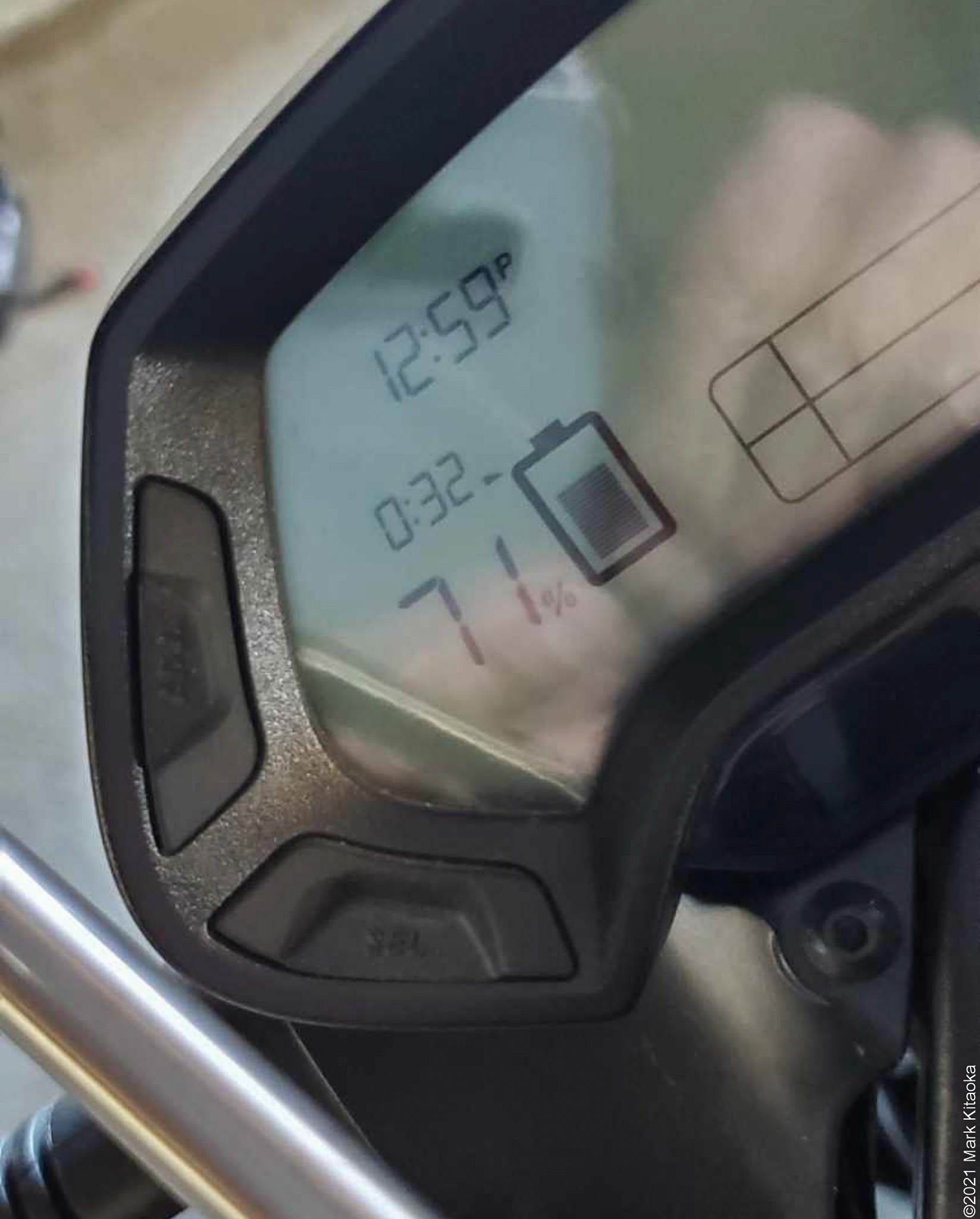 DSR Dash indicator showing remaining battery charge