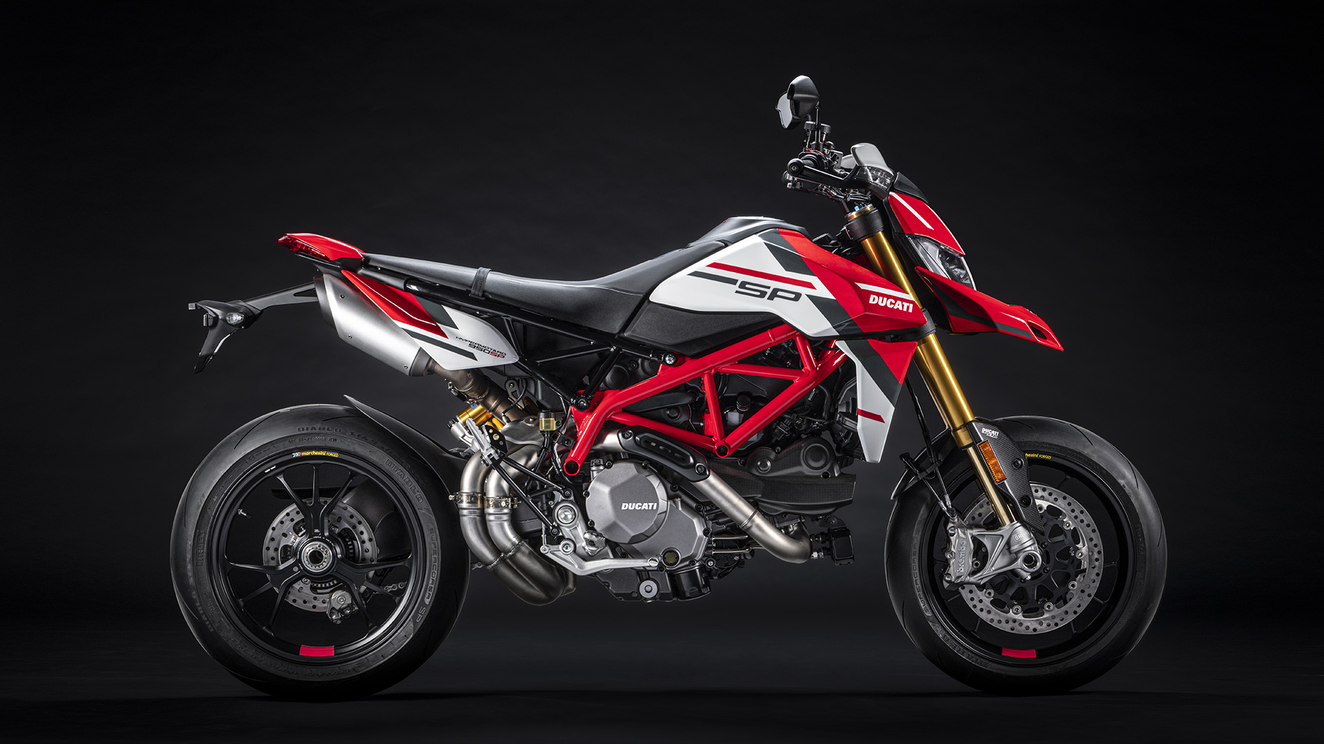 Ducati Graces Us with the 2022 Hypermotard Lineup | webBikeWorld