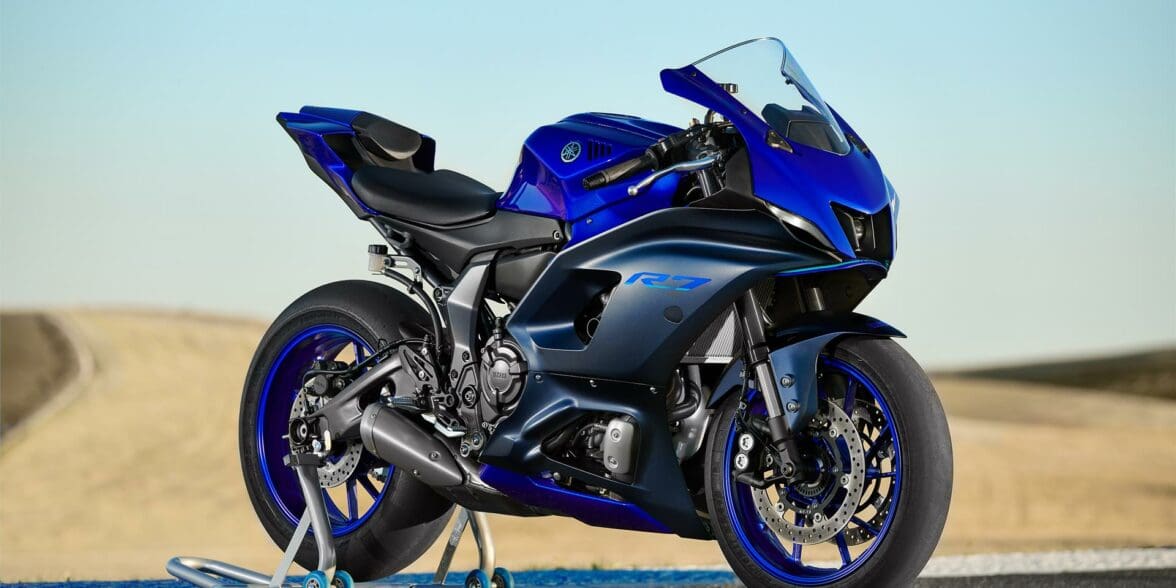 Yamaha Releases the All New 2022 YZF R7 webBikeWorld