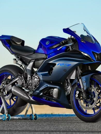2022 YZF-R7