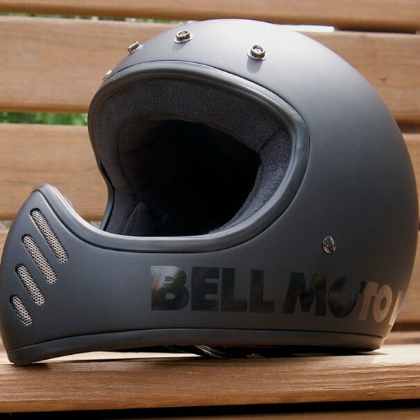 Bell moto 3 cafe racer on sale