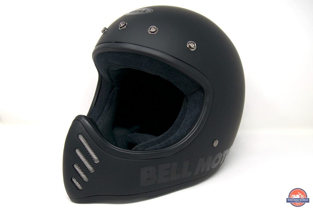 Bell Moto-3 Helmet front three-quarter