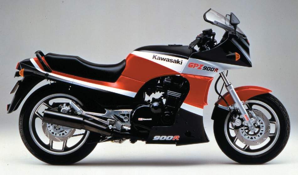 Kawasaki GPZ900R Ninja Side View