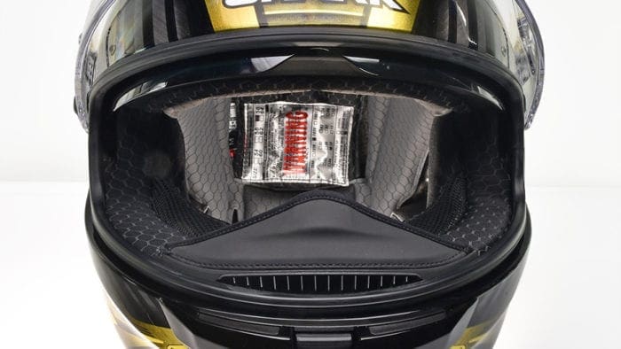 The Shark Spartan GT Replikan chin bar vent is different than the one on the Spartan. The Shark Spartan GT Replikan chin bar vent is different than the one on the Spartan.