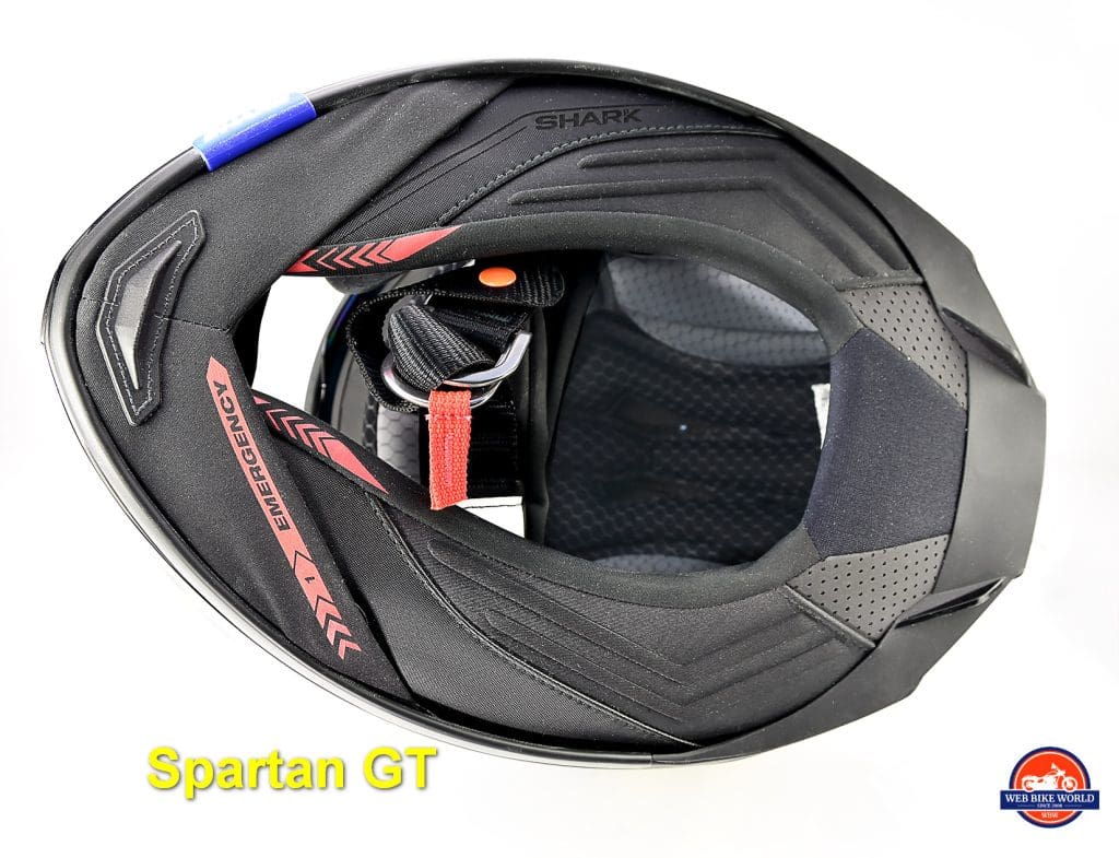 The bottom view of the Shark Spartan GT Replikan.