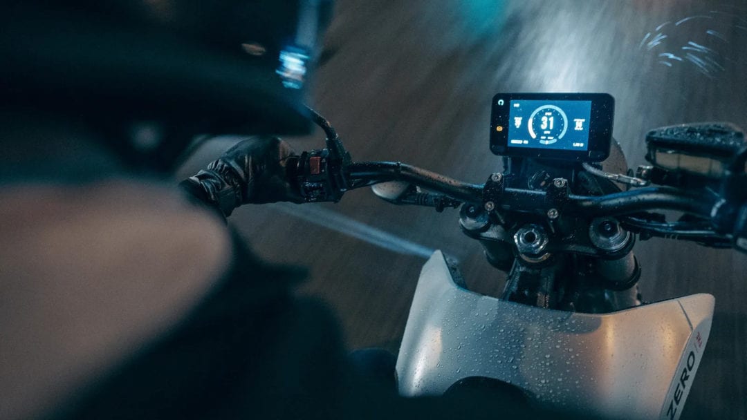 A view of the handlebars of the new Zero FXE