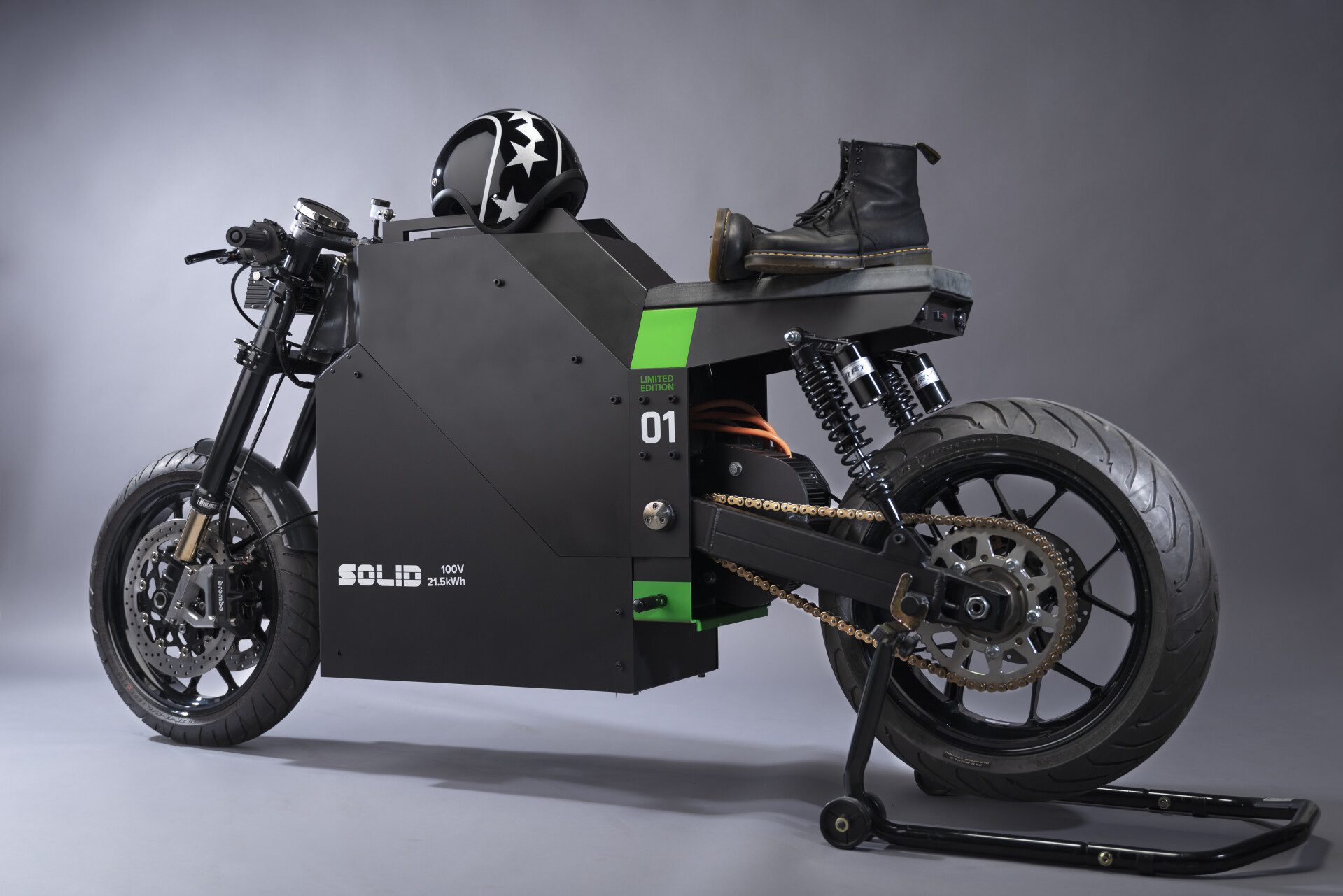 a side view of the SOLID CRS-01 Electric, environmentally friendly motorcycle