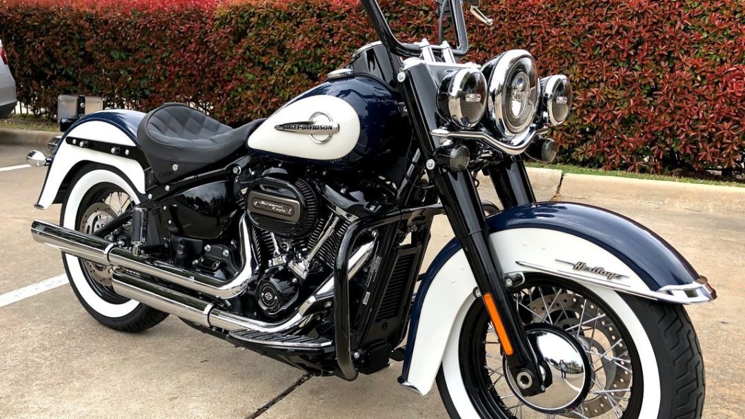 a bike of the month, currently available in a H-D forum. Bikes like these will soon be made available on the all-new a female rider enjoys her Harley Davidson bike, presumably purchased through the all-new H-D1™ MARKETPLACE Harley Davidson has just revealed the all-new H-D1™ MARKETPLACE